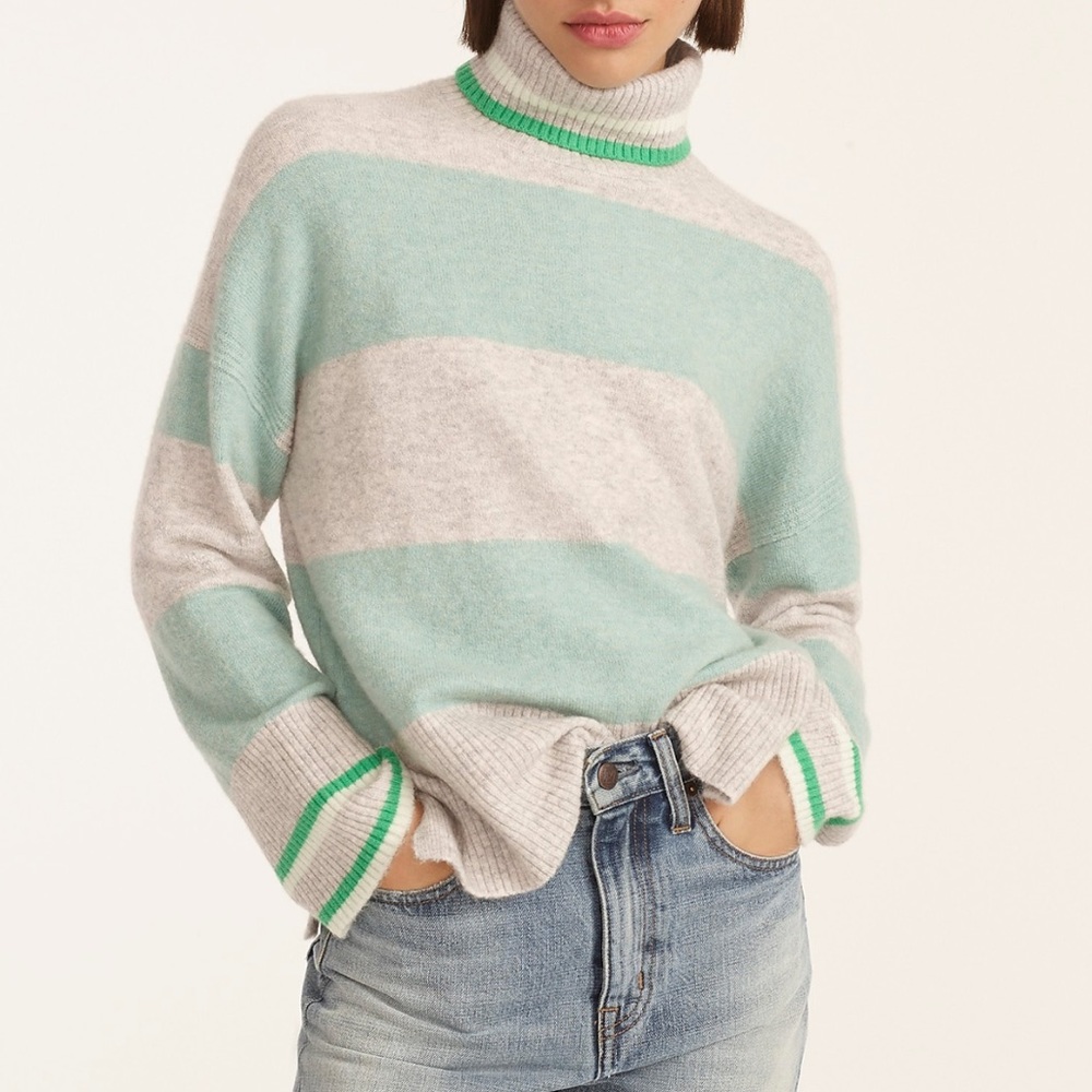 New J. Crew soft yarn turtleneck